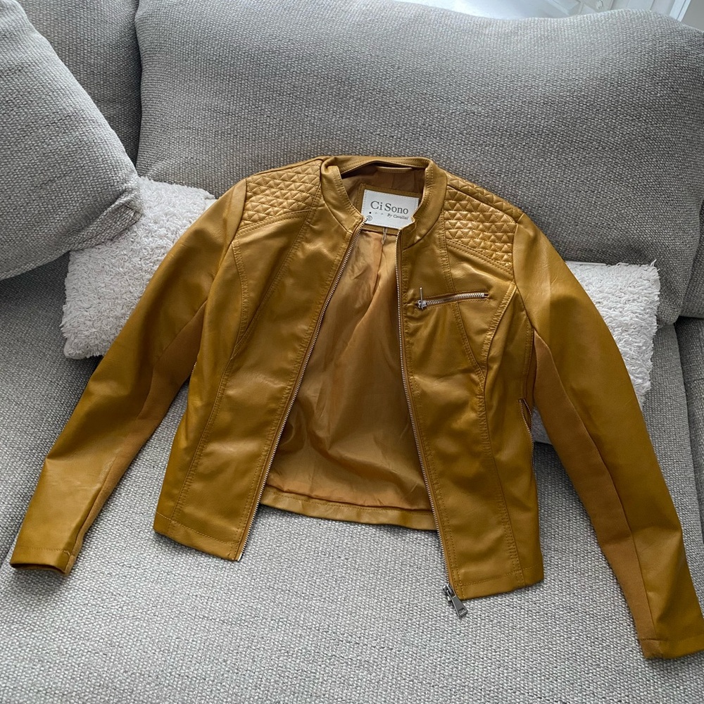 Ci Sono by Cavalini - small - mustard jacket